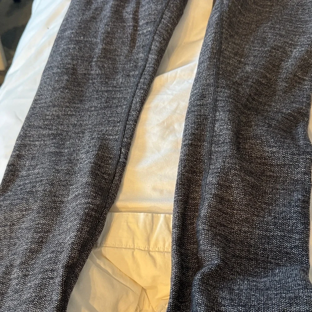Lululemon Gray Athletic Leggings - Picture 6 of 8